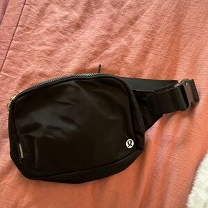 Lululemon- Large Belt Bag